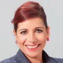 Headshot Corinne Sporrer