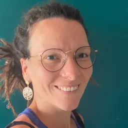 Headshot Anna Minder
